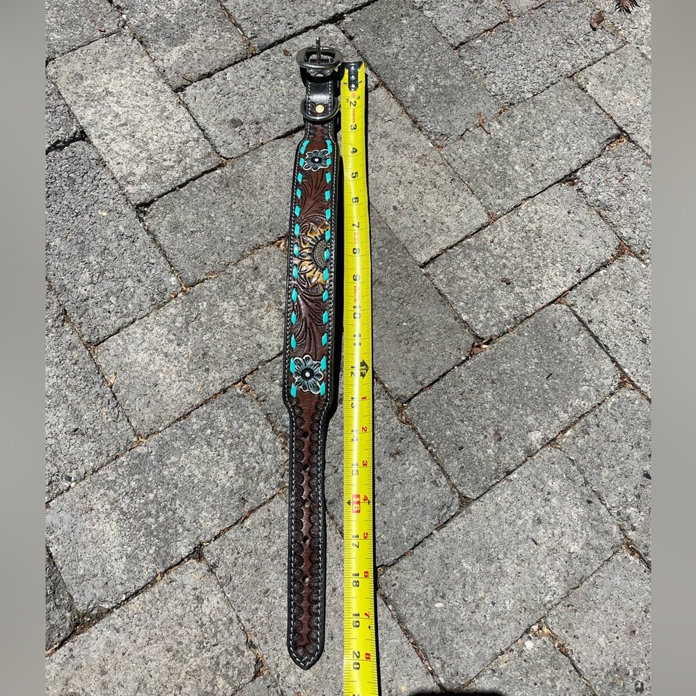 Myra Bag 100% Genuine Leather Hand-Tooled Dog Collar, Size M. Brown/Sunflower. - Picture 6 of 6